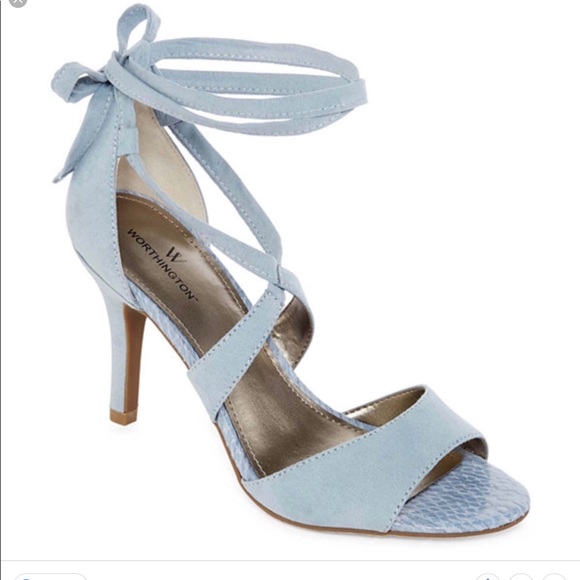 Blush colored ankle tie heel - Picture 3 of 4